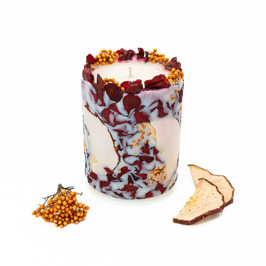 Botanical Soy Wax Candle – Red Apple & Hydrangea Autumn Glow