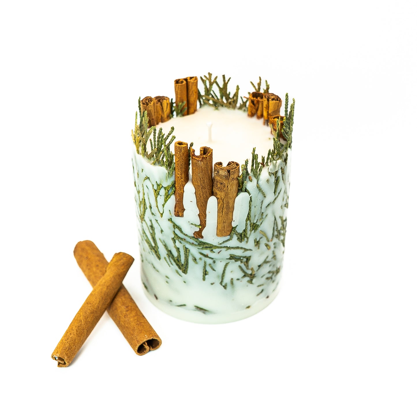 Botanical Soy Wax Candle – Winter Cinnamon & Evergreen Blend