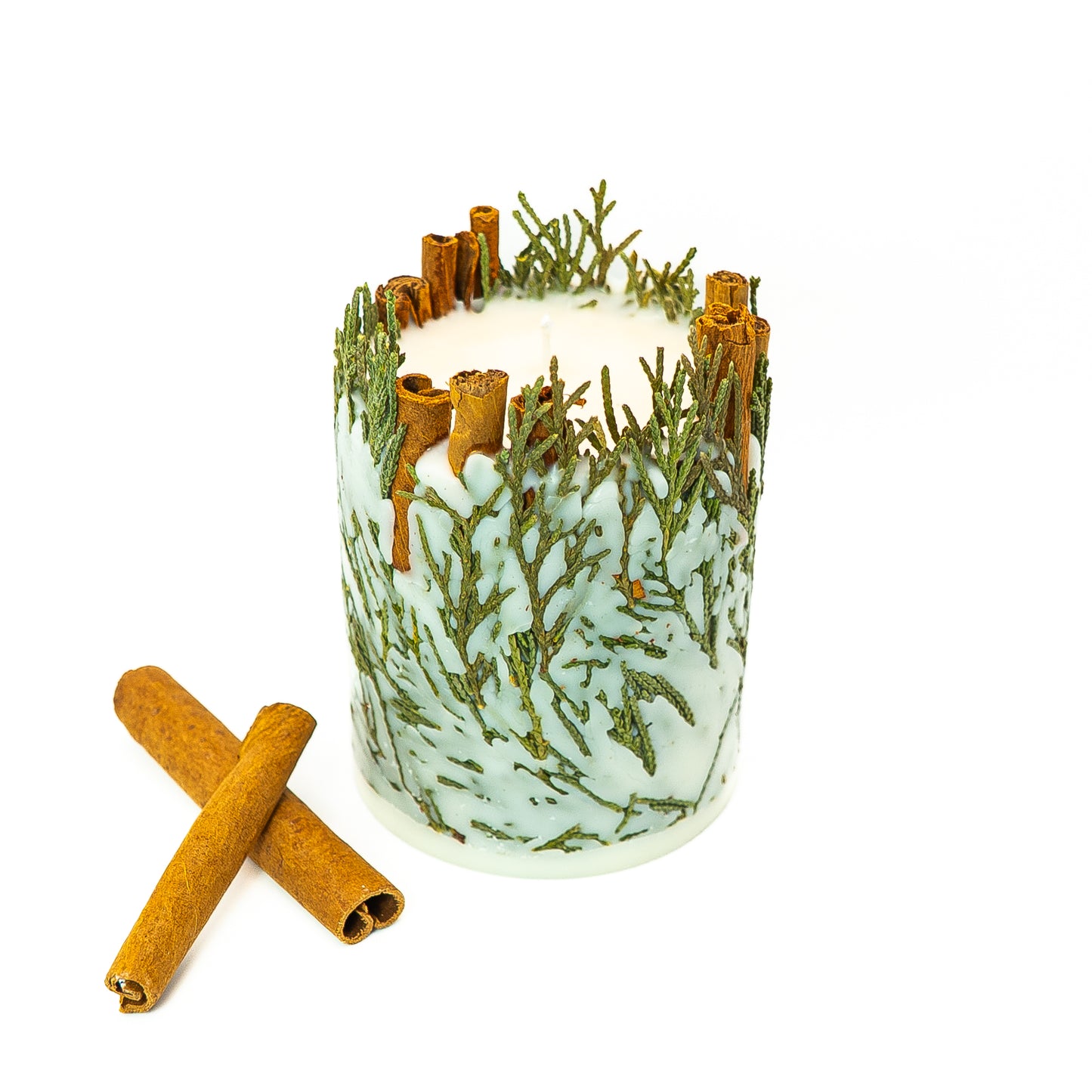 Botanical Soy Wax Candle – Winter Cinnamon & Evergreen Blend