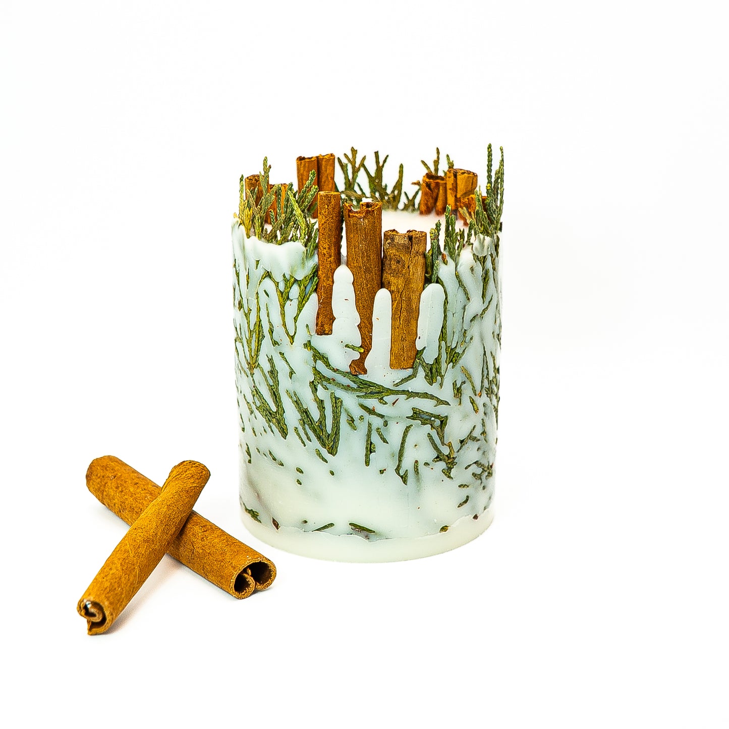 Botanical Soy Wax Candle – Winter Cinnamon & Evergreen Blend