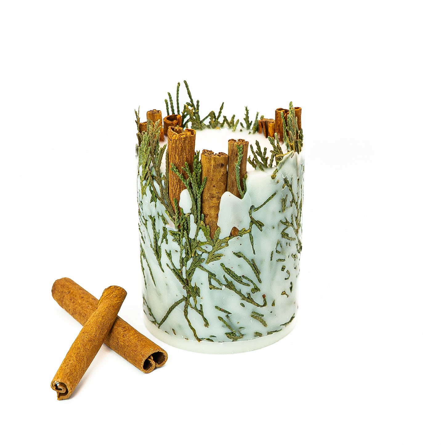 Botanical Soy Wax Candle – Winter Cinnamon & Evergreen Blend